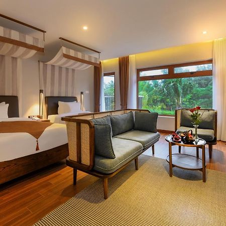 The Blossom Hoi An Ocean Front Hotel & Spa エクステリア 写真