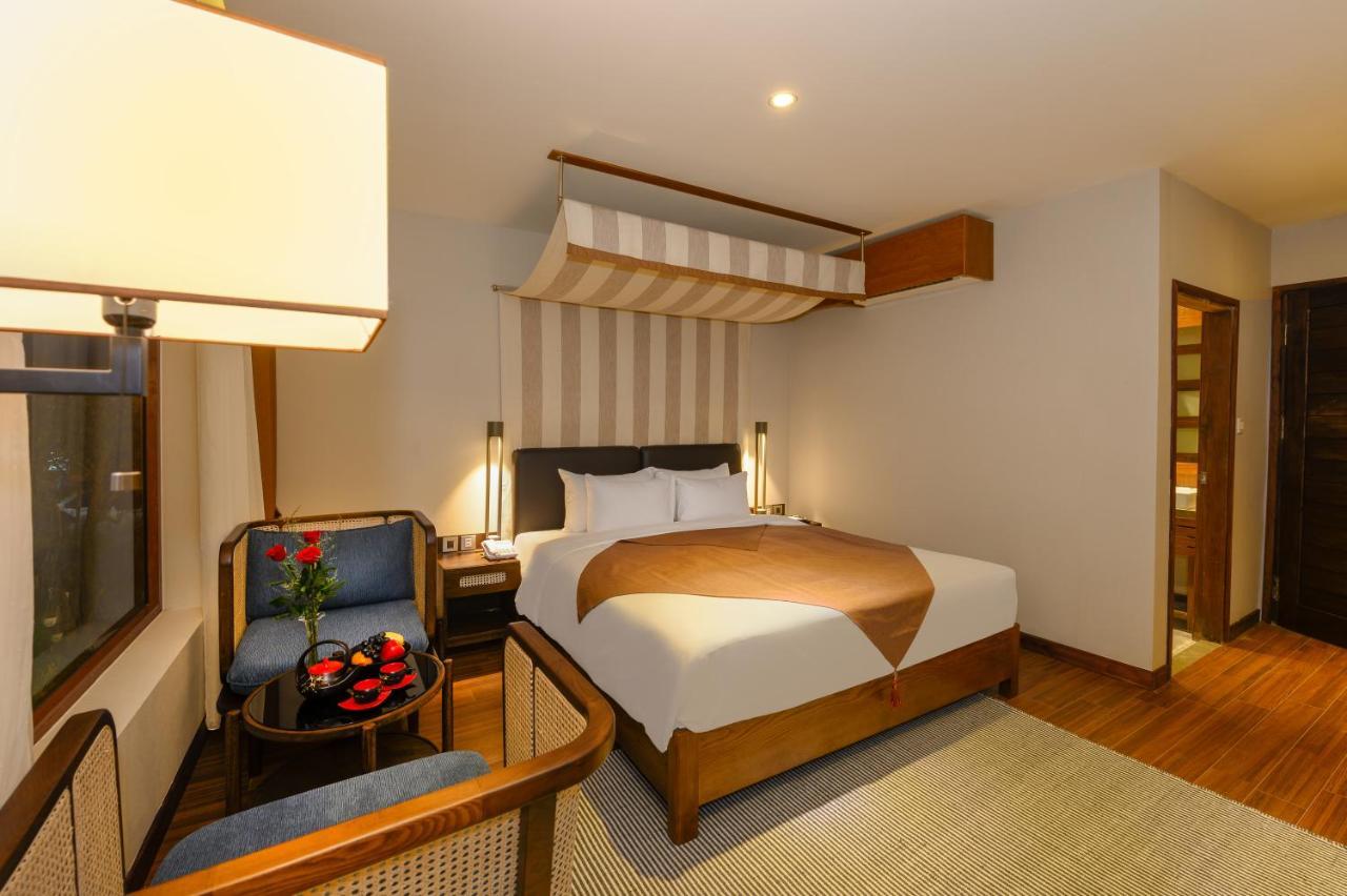 The Blossom Hoi An Ocean Front Hotel & Spa エクステリア 写真