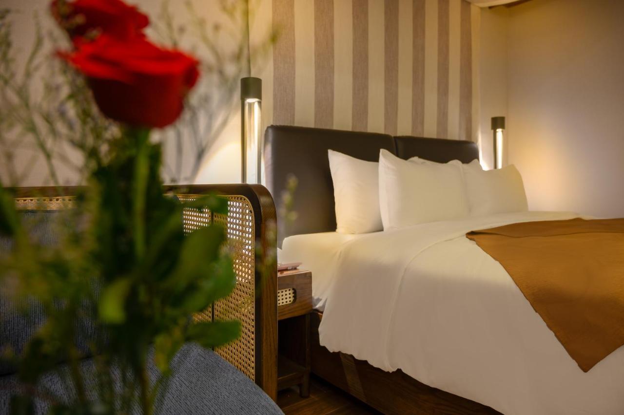 The Blossom Hoi An Ocean Front Hotel & Spa エクステリア 写真