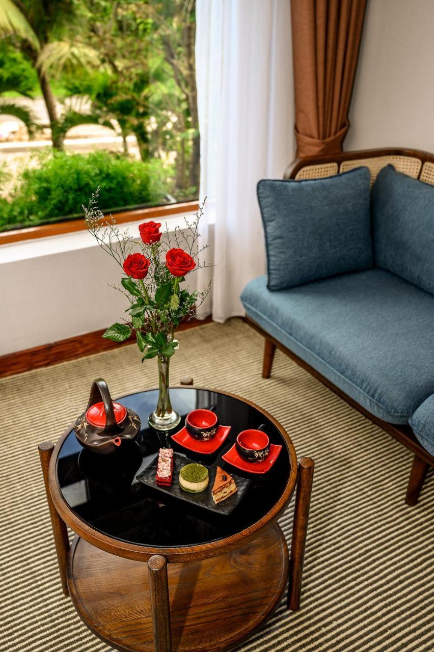 The Blossom Hoi An Ocean Front Hotel & Spa エクステリア 写真