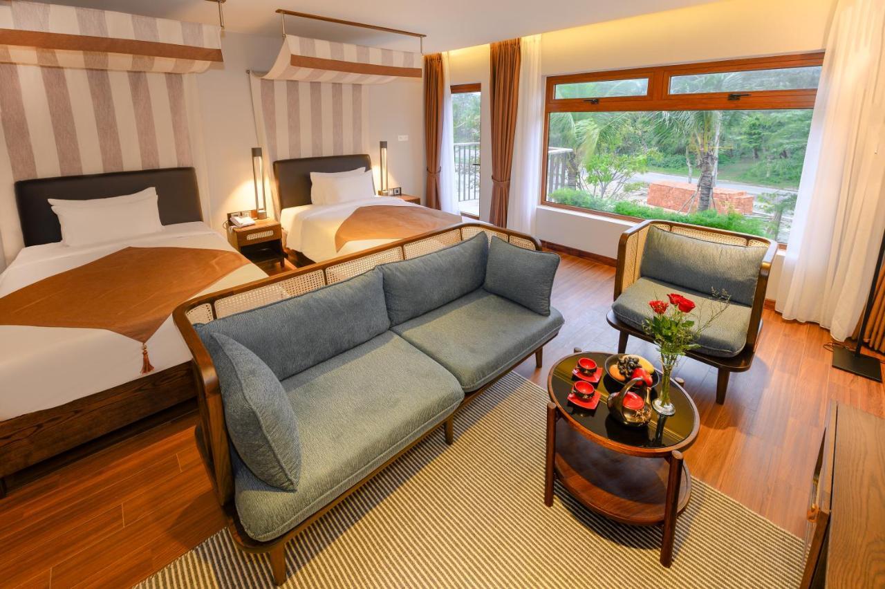 The Blossom Hoi An Ocean Front Hotel & Spa エクステリア 写真
