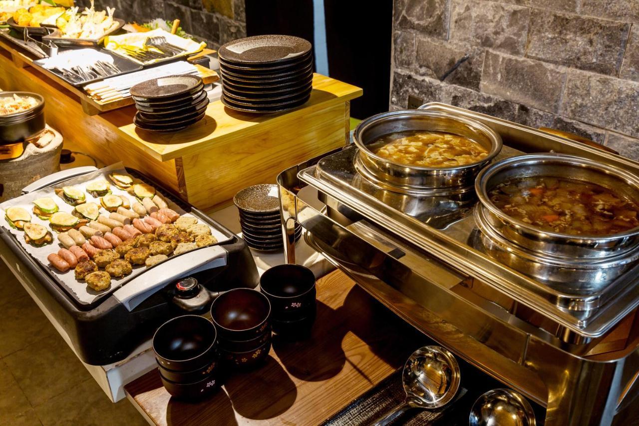 The Blossom Hoi An Ocean Front Hotel & Spa エクステリア 写真
